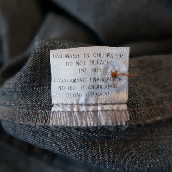 Maurices Women's Short Pleated Skater Skirt Size Small Satin Hem - Picture 10 of 11